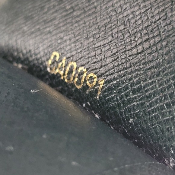 LOUIS VUITTON Green Taiga Leather 6 Hooks Key Holder Case Small Wallet Trifold - Picture 6 of 9